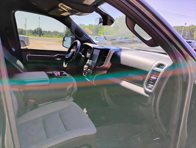 2023 Ram 1500 Big Horn Quad Cab 4x4 6'4" Box