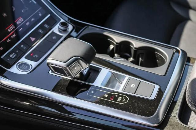 2024 Audi Q7 Premium Plus 45 TFSI quattro Tiptronic