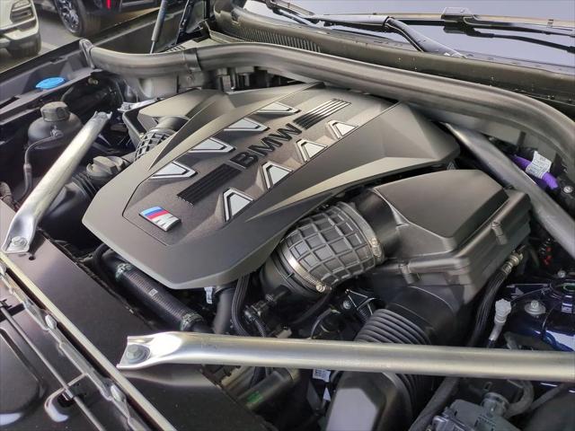 2026 BMW X5 M60i