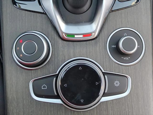 2023 Alfa Romeo Stelvio Ti AWD