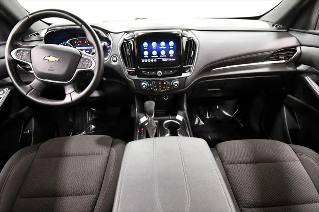 2023 Chevrolet Traverse AWD LT Cloth