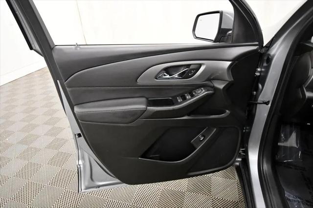 2023 Chevrolet Traverse AWD LT Cloth