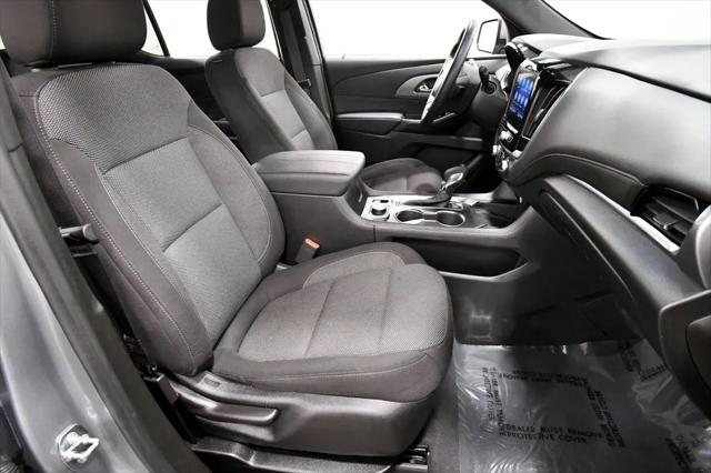 2023 Chevrolet Traverse AWD LT Cloth