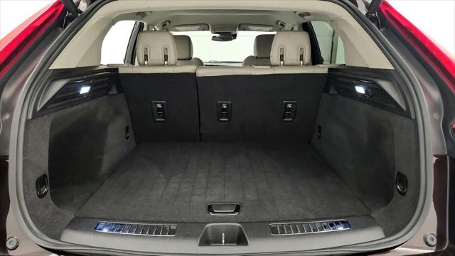 2020 Cadillac XT4 FWD Premium Luxury