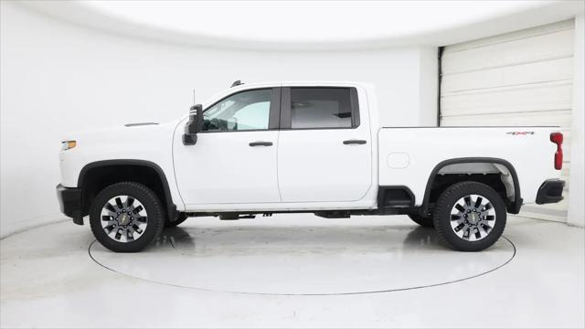 2023 Chevrolet Silverado 2500HD 4WD Crew Cab Standard Bed Custom