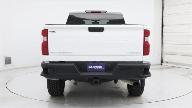 2023 Chevrolet Silverado 2500HD 4WD Crew Cab Standard Bed Custom