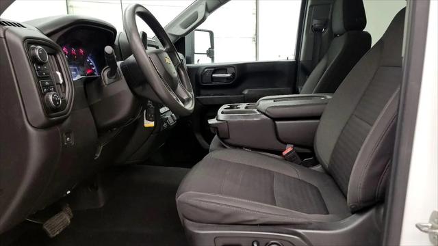 2023 Chevrolet Silverado 2500HD 4WD Crew Cab Standard Bed Custom
