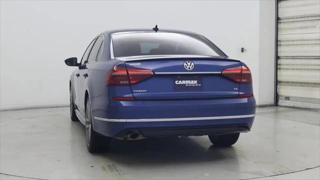 2017 Volkswagen Passat 1.8T R-Line
