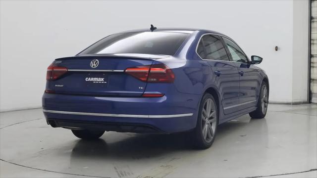 2017 Volkswagen Passat 1.8T R-Line