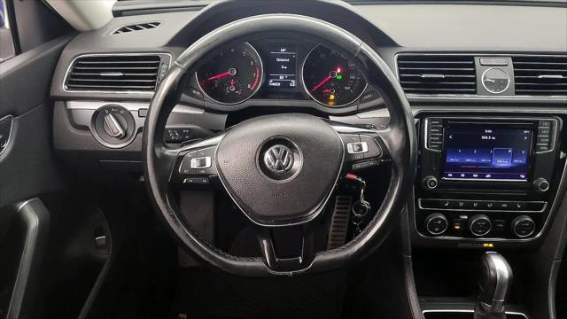2017 Volkswagen Passat 1.8T R-Line