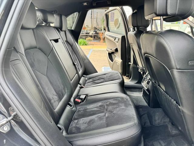 2017 Porsche Macan S