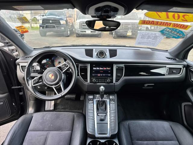 2017 Porsche Macan S
