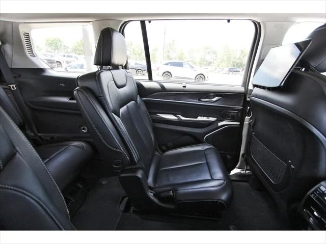 2023 Jeep Grand Cherokee L Limited 4x2