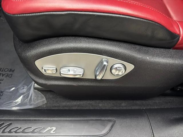 2024 Porsche Macan Macan