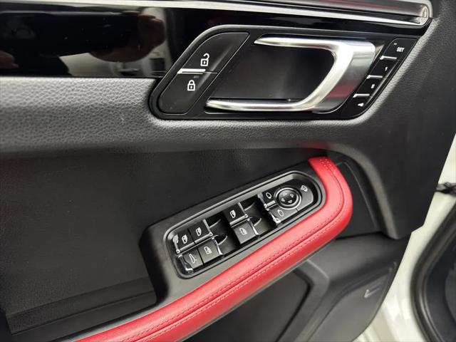 2024 Porsche Macan Macan