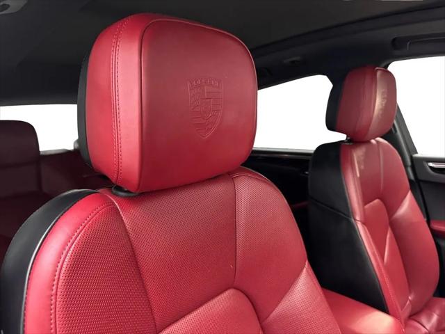2024 Porsche Macan Macan