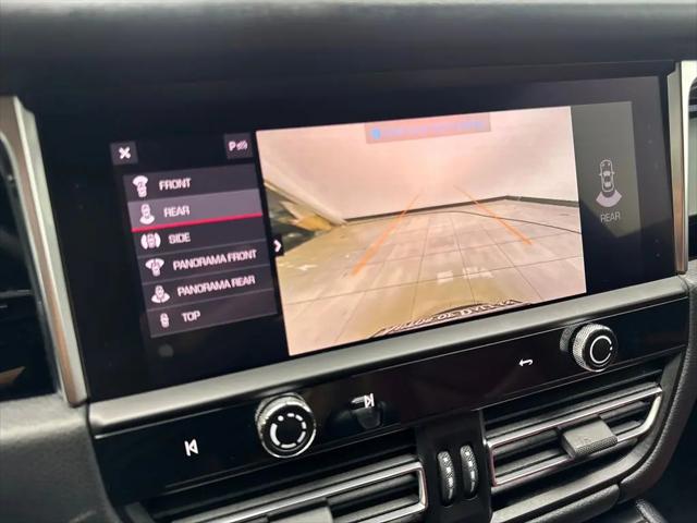 2024 Porsche Macan Macan