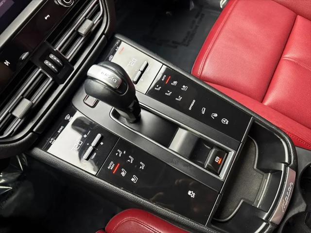 2024 Porsche Macan Macan