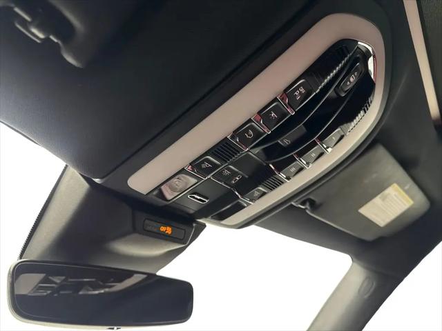 2024 Porsche Macan Macan