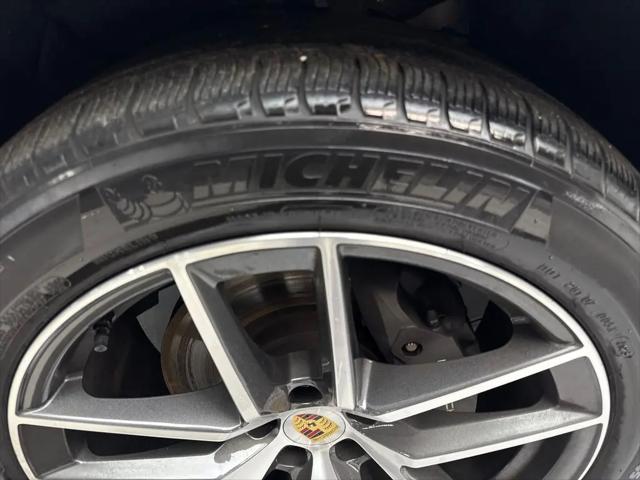 2024 Porsche Macan Macan