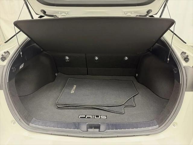 2018 Toyota Prius Three Touring