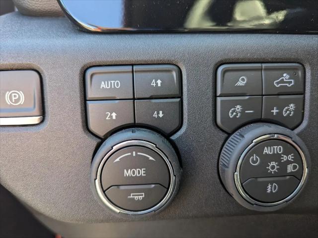 2026 Chevrolet Silverado 1500 4WD Crew Cab Short Bed RST