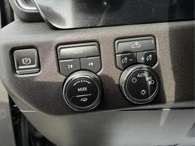 2023 Chevrolet Silverado 1500 4WD Crew Cab Standard Bed LT