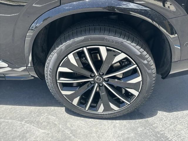 2026 Volvo XC90 Plus, B6 AWD Gas (mild hybrid), Gasoline, Bright, 7 Seats