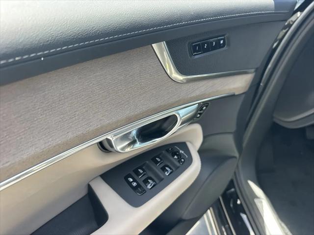 2026 Volvo XC90 Plus, B6 AWD Gas (mild hybrid), Gasoline, Bright, 7 Seats