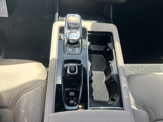 2026 Volvo XC90 Plus, B6 AWD Gas (mild hybrid), Gasoline, Bright, 7 Seats