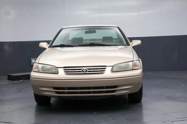 1997 Toyota Camry LE V6