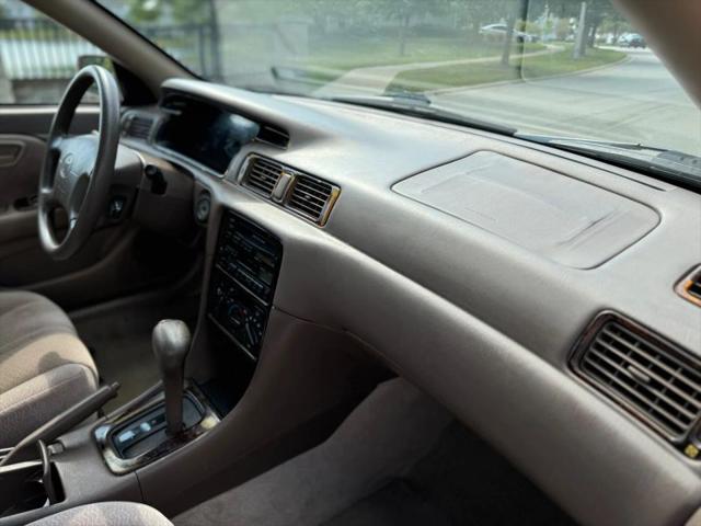 1997 Toyota Camry LE V6