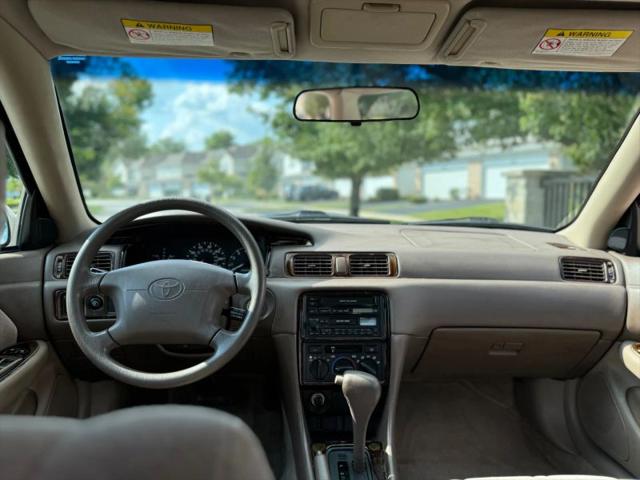 1997 Toyota Camry LE V6