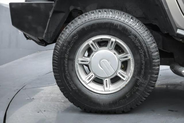 2003 HUMMER H2 Base