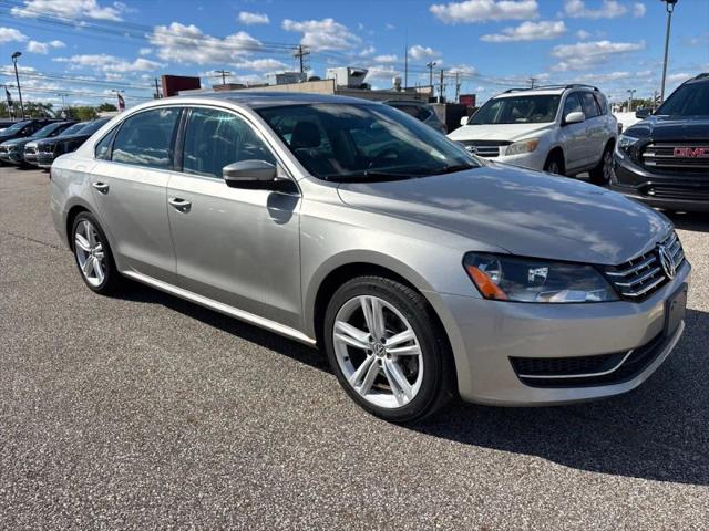 2014 Volkswagen Passat 2.0L TDI SE for sale in Naperville, IL