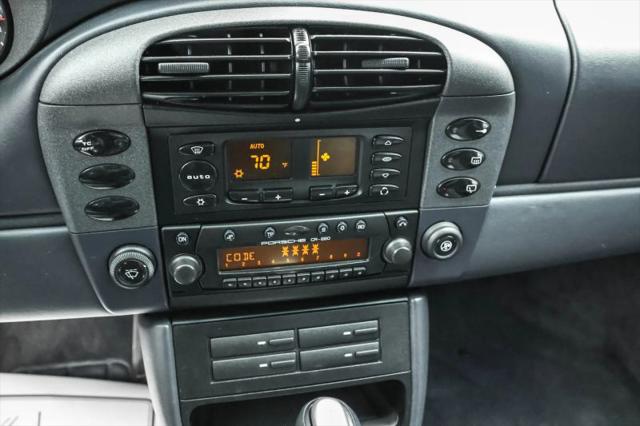 1999 Porsche 911 Carrera