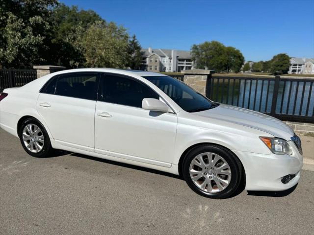 2008 Toyota Avalon XLS for sale in Naperville, IL
