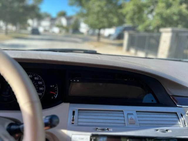 2008 Toyota Avalon XLS