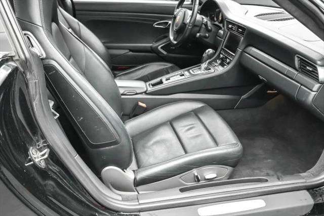2013 Porsche 911 Carrera