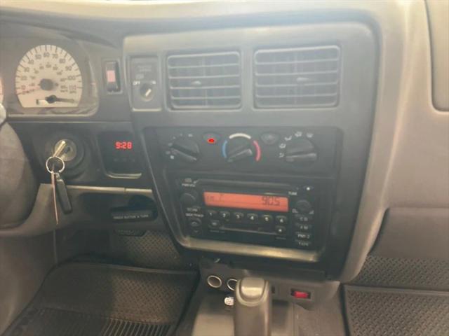 2004 Toyota Tacoma Base V6