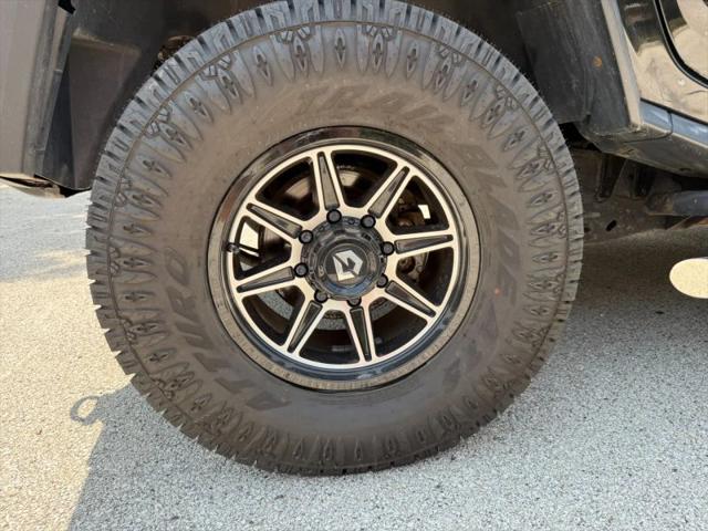 2004 HUMMER H2 Base