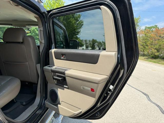 2004 HUMMER H2 Base