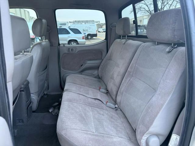 2004 Toyota Tacoma Base V6