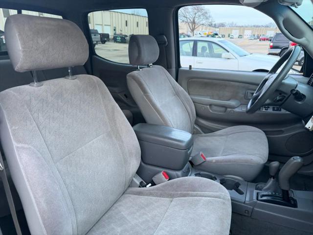 2004 Toyota Tacoma Base V6