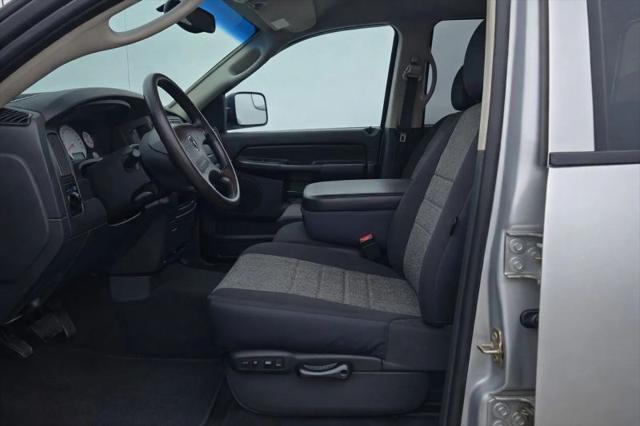 2003 Dodge Ram 3500 SLT/Laramie