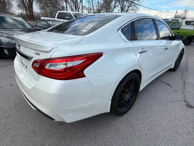 2016 Nissan Altima 2.5 SR