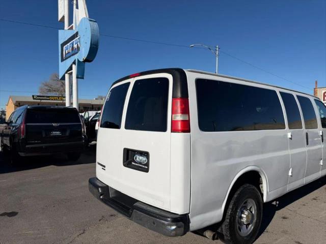 2015 Chevrolet Express LT