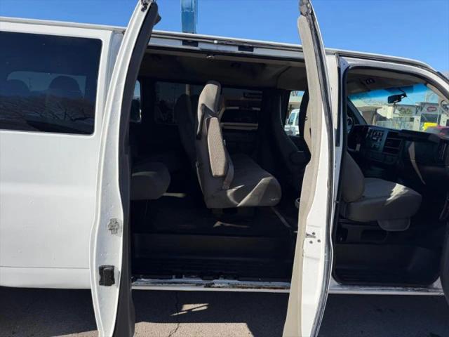 2015 Chevrolet Express LT