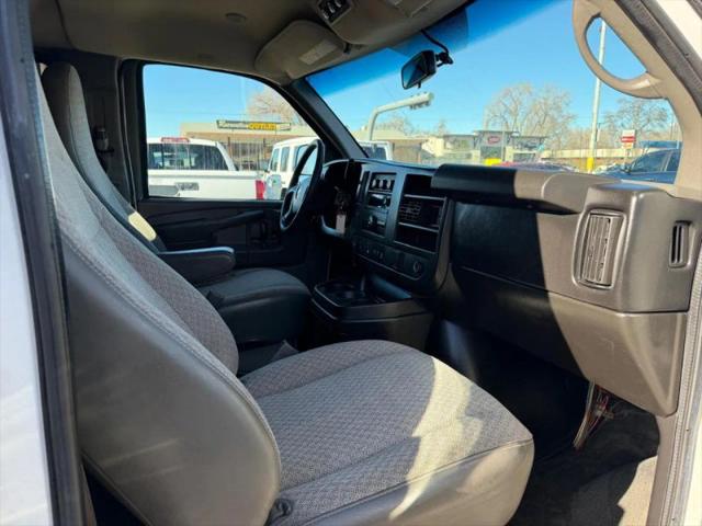 2015 Chevrolet Express LT