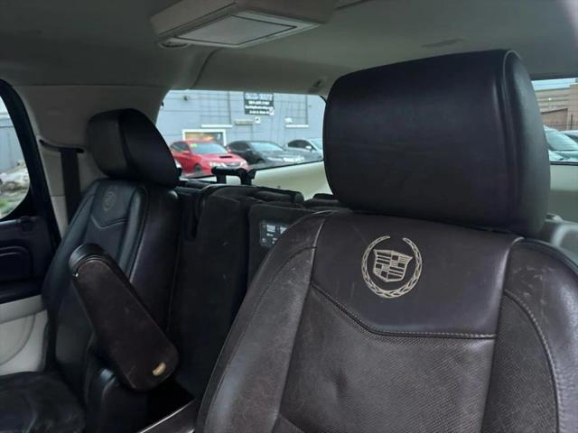 2014 Cadillac Escalade ESV Platinum Edition
